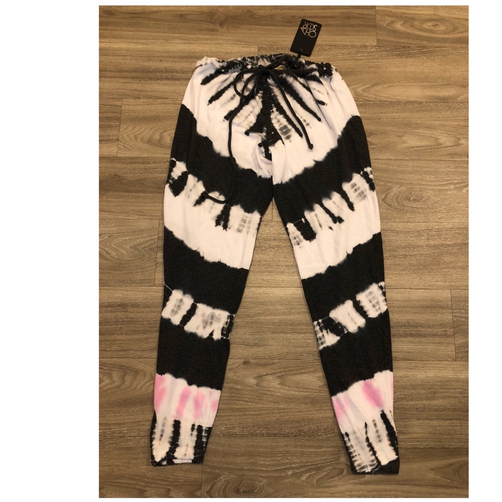 Chaser Tie Dye Sweats NWT!